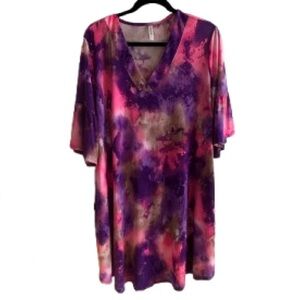 Emerald V-Neck Tie-Dye Short Sleeve Top Size 1X